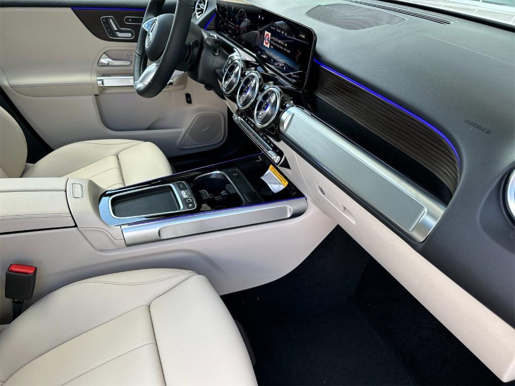new 2026 Mercedes-Benz GLB 250 car, priced at $51,990