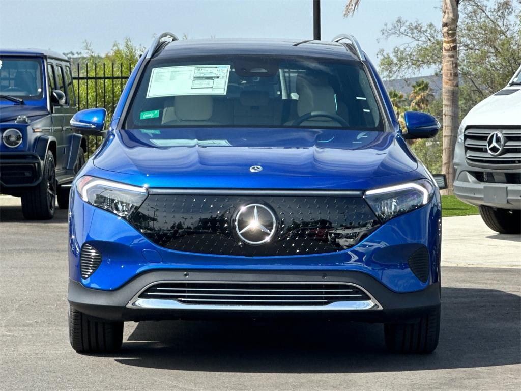 new 2025 Mercedes-Benz EQB 250 car, priced at $61,450