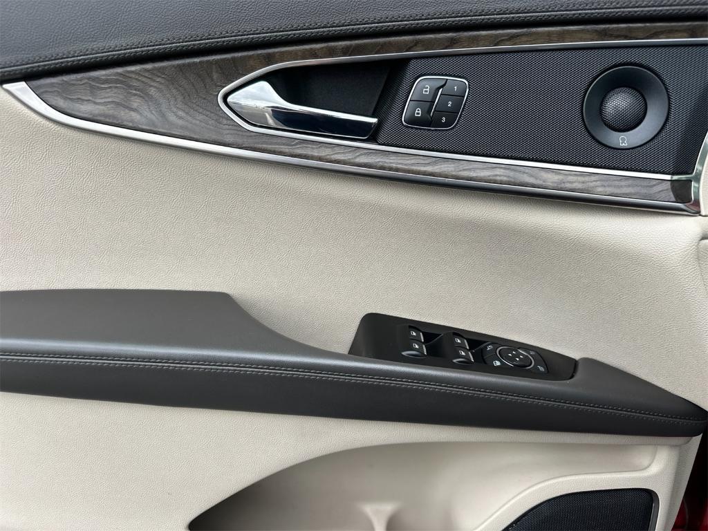 used 2020 Lincoln Nautilus car, priced at $22,645