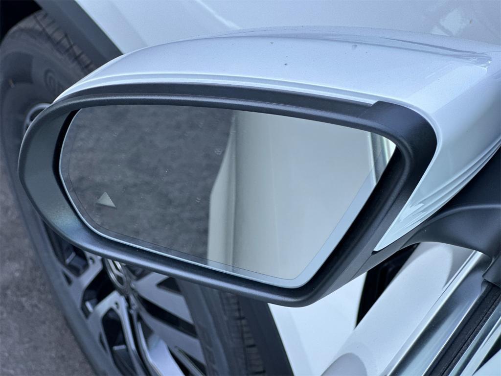 new 2026 Mercedes-Benz GLA 250 car, priced at $49,375