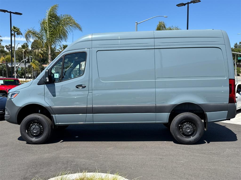 new 2025 Mercedes-Benz Sprinter 2500 car, priced at $77,103