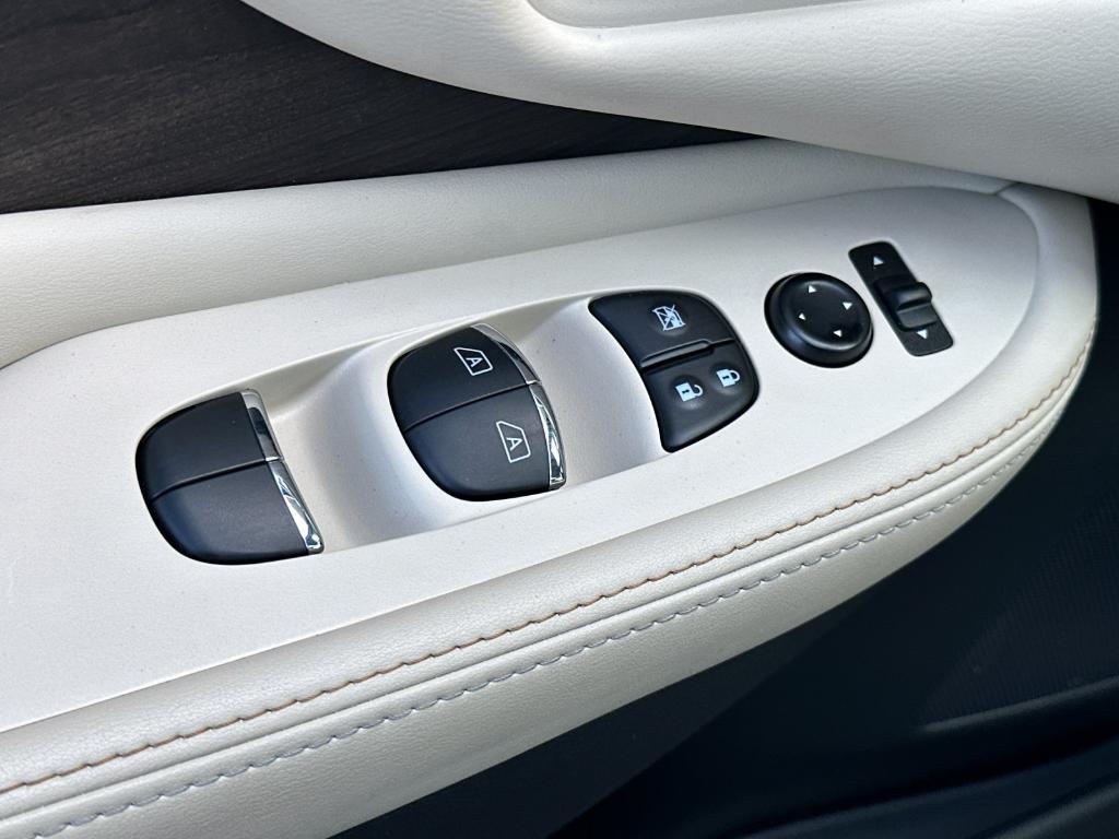 used 2021 Nissan Murano car, priced at $23,137