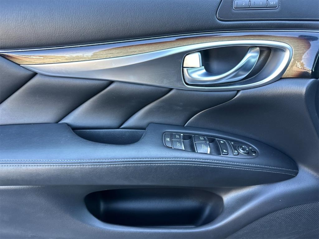 used 2012 INFINITI M35h car, priced at $13,843