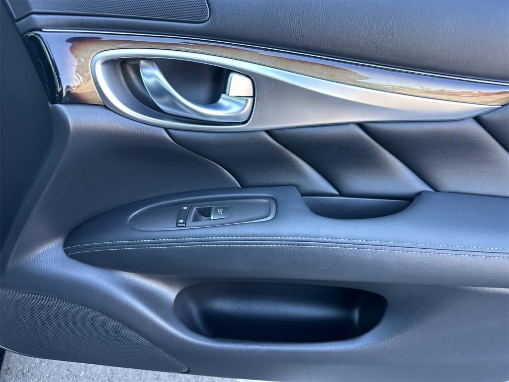 used 2012 INFINITI M35h car, priced at $13,843