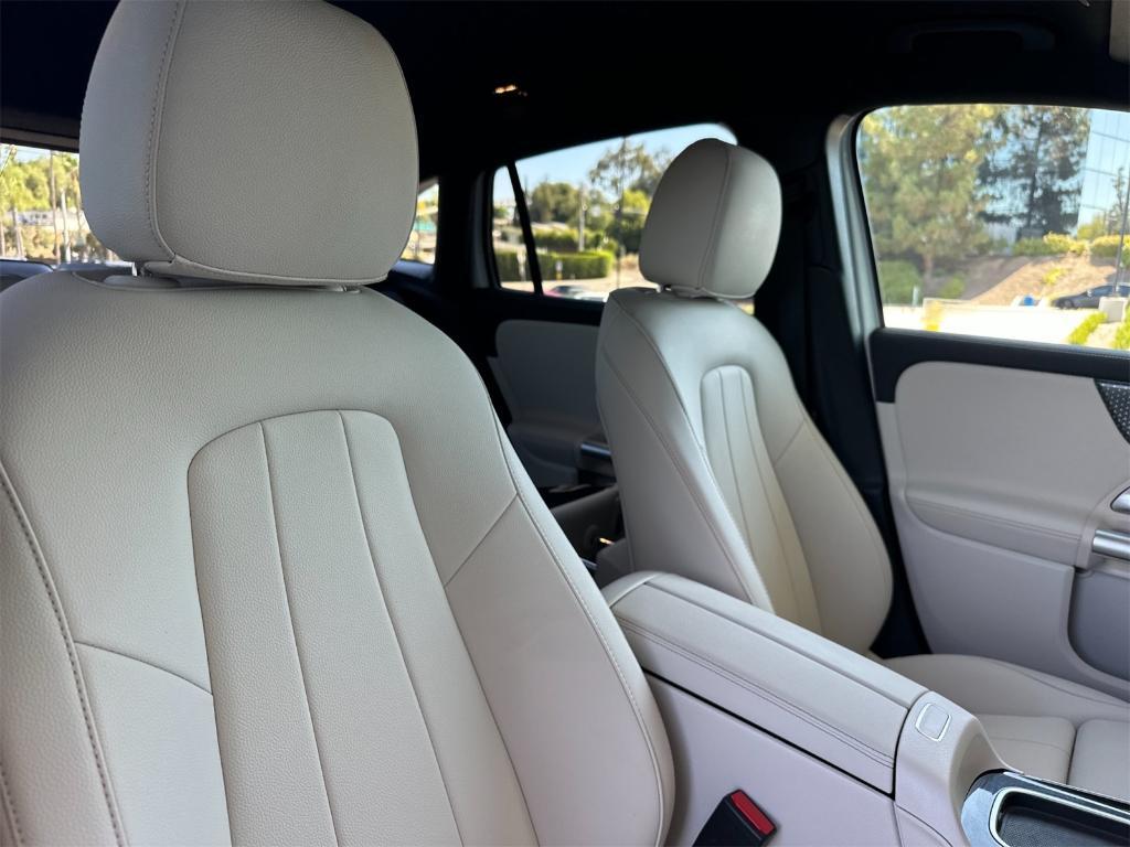 used 2025 Mercedes-Benz GLA 250 car, priced at $34,845