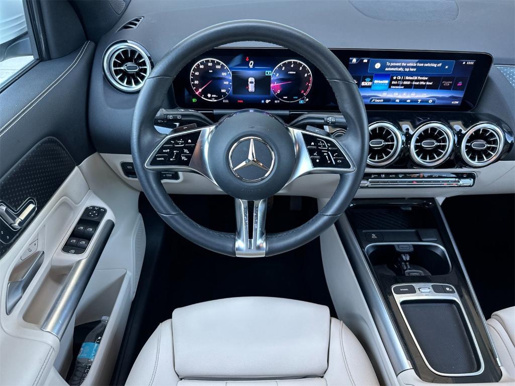 used 2025 Mercedes-Benz GLA 250 car, priced at $38,215