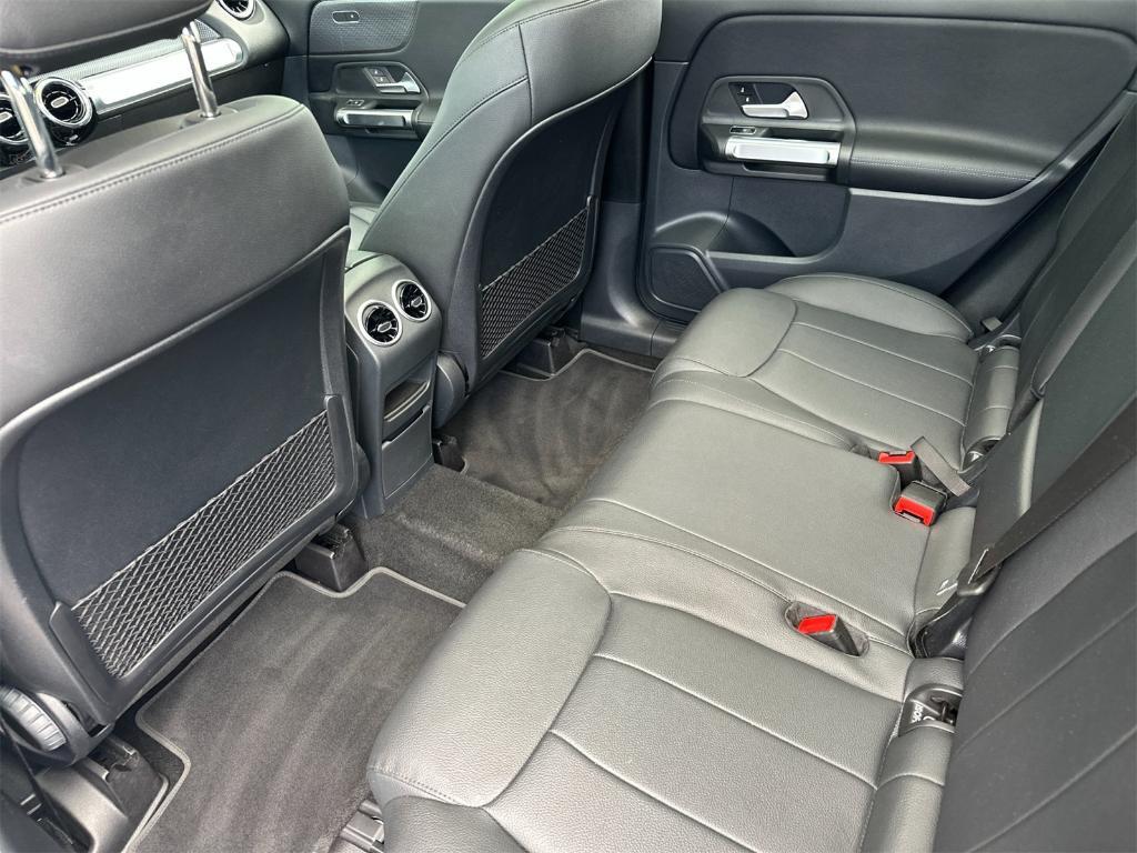 used 2022 Mercedes-Benz GLB 250 car, priced at $25,800