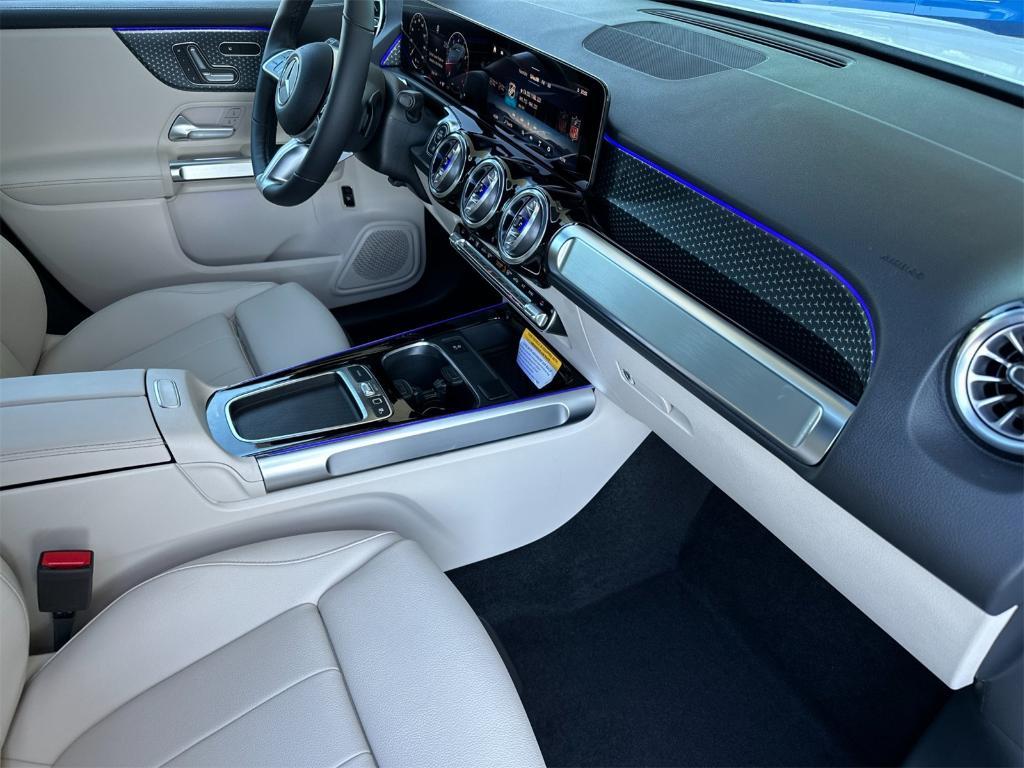 new 2025 Mercedes-Benz GLB 250 car, priced at $49,870