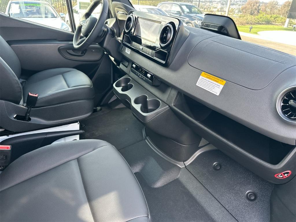 new 2025 Mercedes-Benz Sprinter 2500 car, priced at $66,975