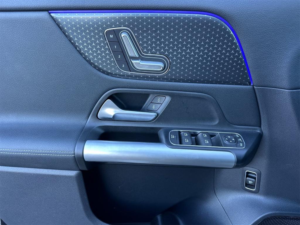 used 2025 Mercedes-Benz GLA 250 car, priced at $40,820