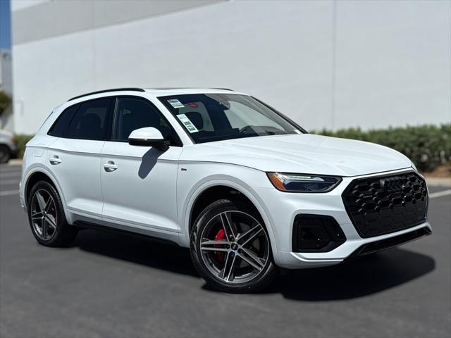 new 2025 Audi Q5 car, priced at $68,300