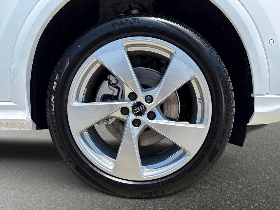 new 2025 Audi Q5 Sportback car, priced at $61,470