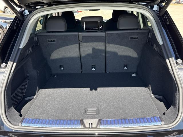 new 2025 Audi Q5 car, priced at $61,240