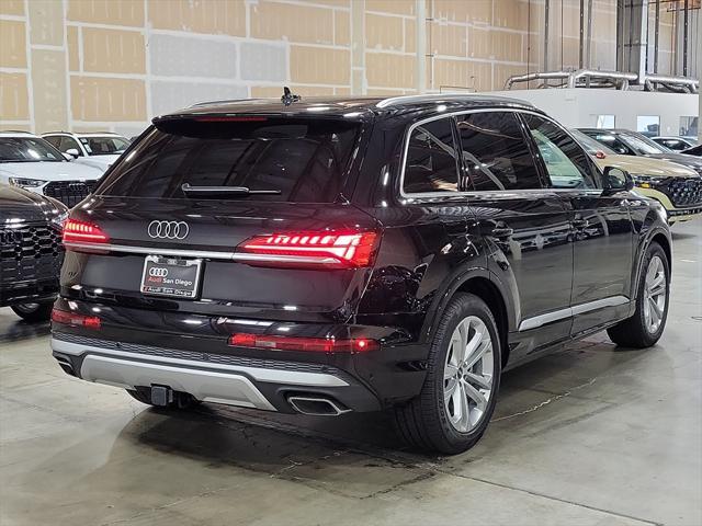 new 2025 Audi Q7 car, priced at $81,890