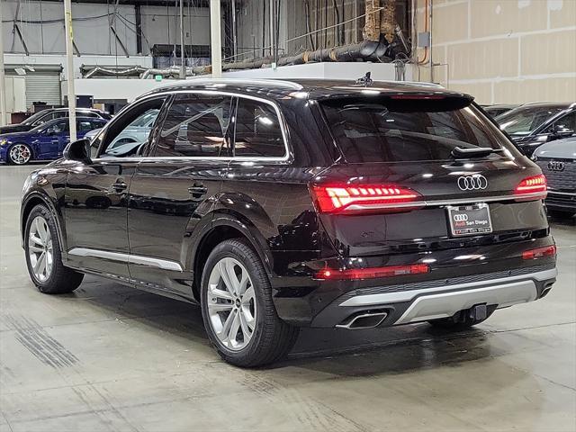 new 2025 Audi Q7 car, priced at $81,890