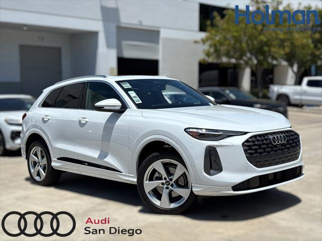 new 2025 Audi Q5 car, priced at $61,150