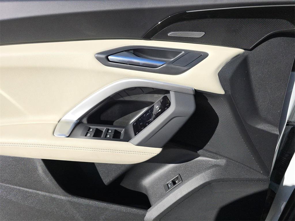 new 2025 Audi Q5 Sportback car, priced at $63,375