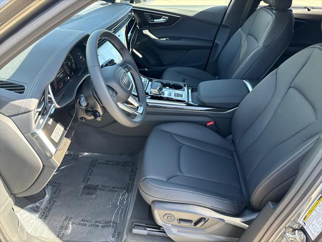 new 2025 Audi Q7 car, priced at $77,460