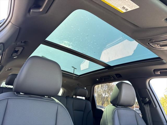 new 2025 Audi Q7 car, priced at $77,460