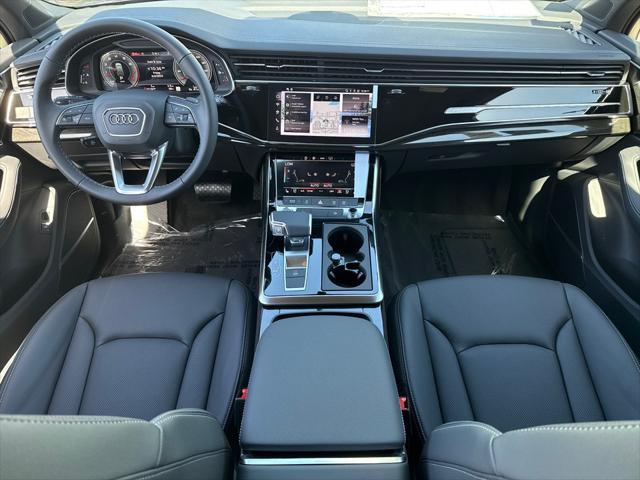 new 2025 Audi Q7 car, priced at $77,460
