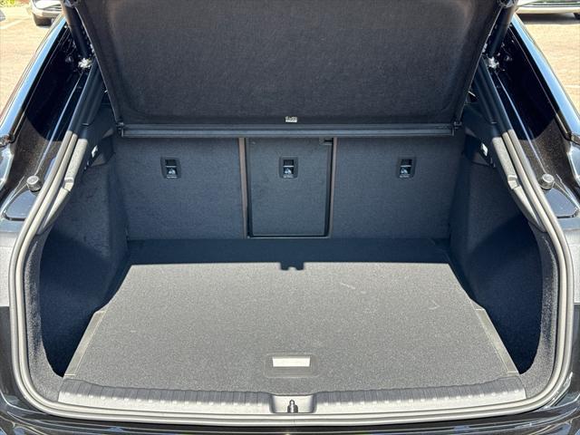 new 2025 Audi Q4 e-tron Sportback car, priced at $65,060