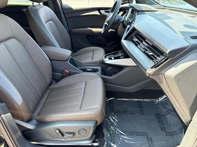 new 2025 Audi Q4 e-tron Sportback car, priced at $65,060