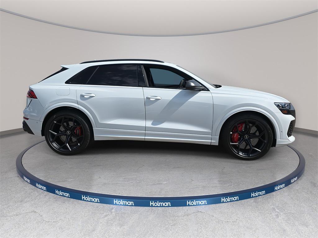 new 2025 Audi RS Q8 car, priced at $160,190