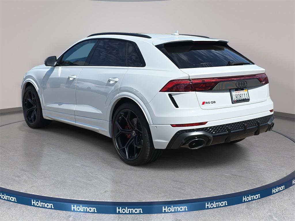 new 2025 Audi RS Q8 car, priced at $160,190