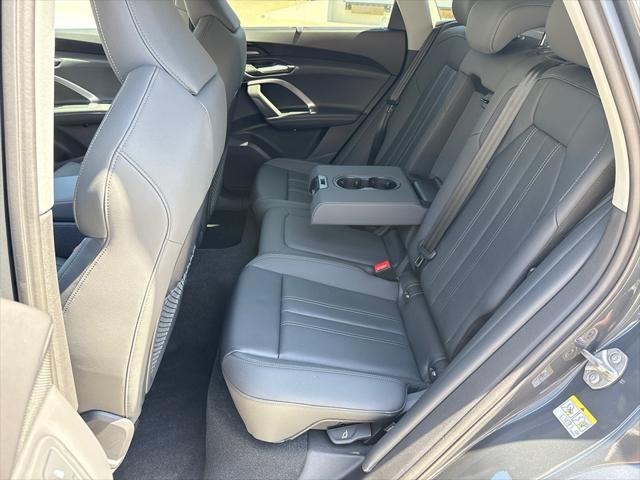 new 2025 Audi Q5 car, priced at $61,390