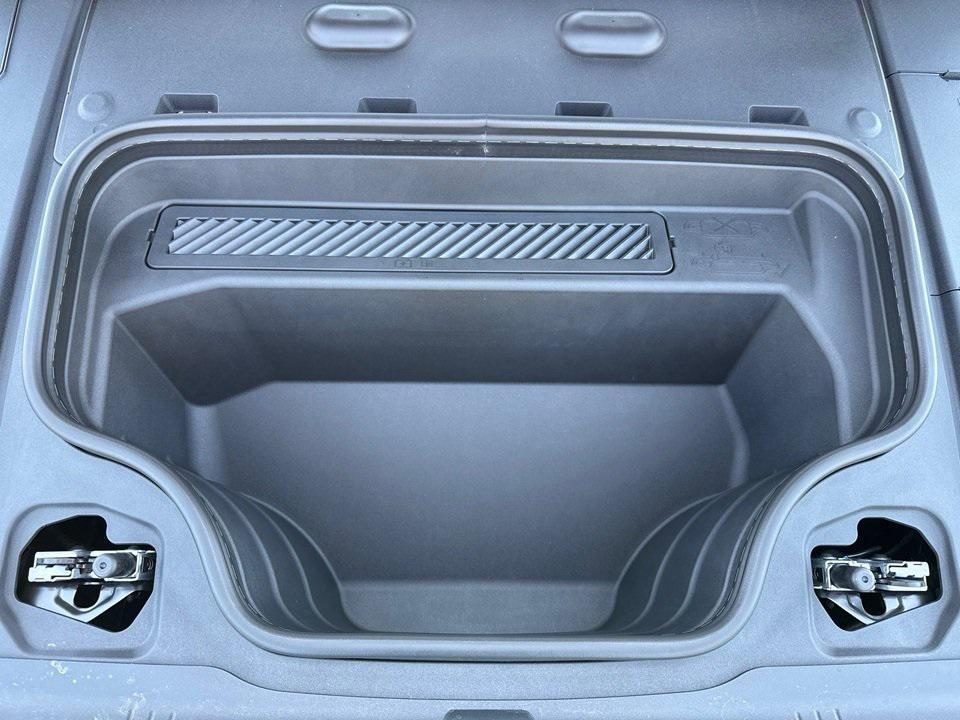 new 2025 Audi A6 e-tron car, priced at $71,985