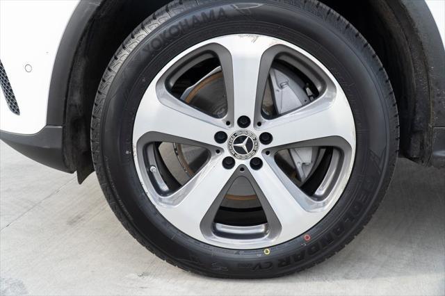 used 2021 Mercedes-Benz GLC 300 car, priced at $40,900