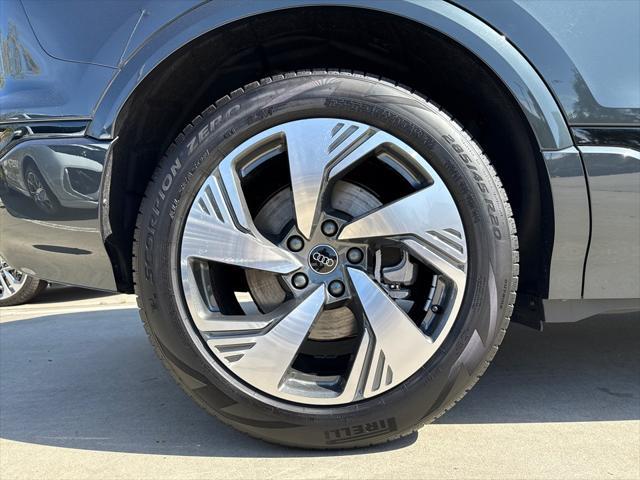 new 2025 Audi Q6 e-tron car, priced at $76,010
