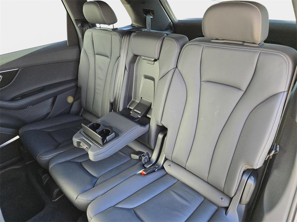 used 2025 Audi Q7 car, priced at $53,500