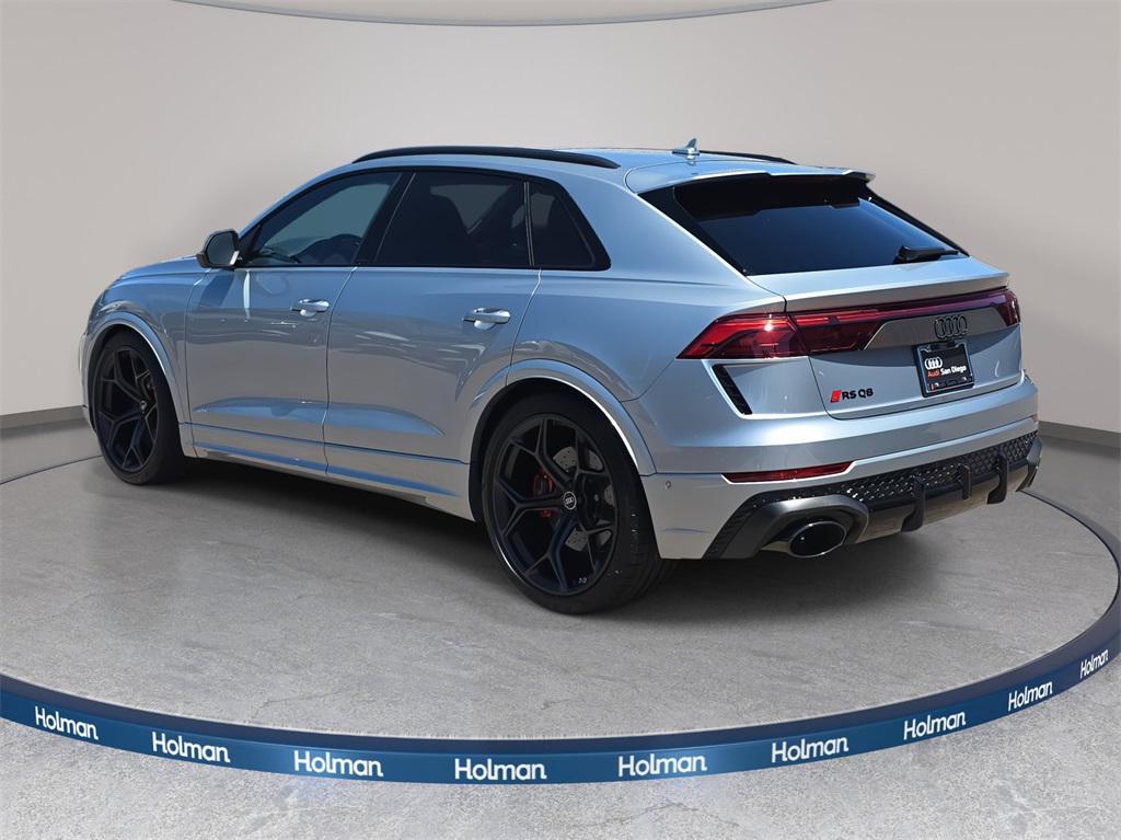 new 2025 Audi RS Q8 car, priced at $160,190