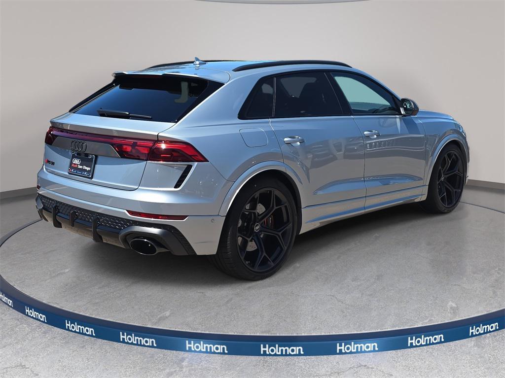 new 2025 Audi RS Q8 car, priced at $160,190