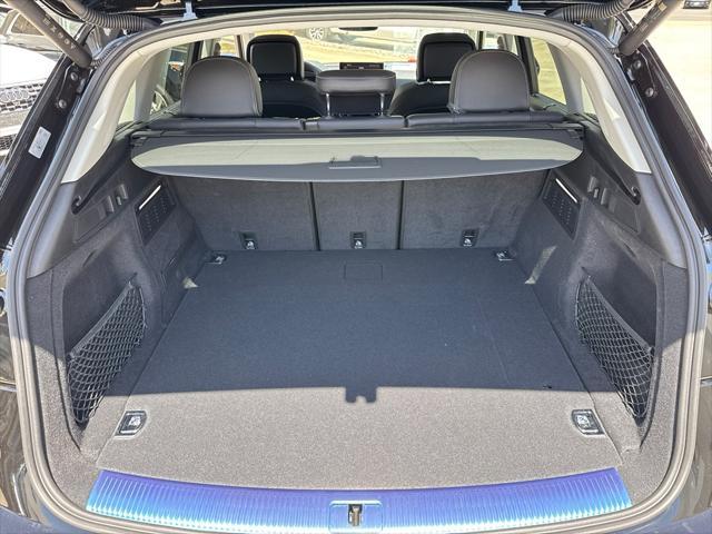 new 2025 Audi Q5 car, priced at $67,935