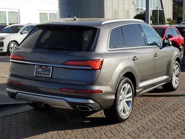 new 2025 Audi Q7 car, priced at $75,800