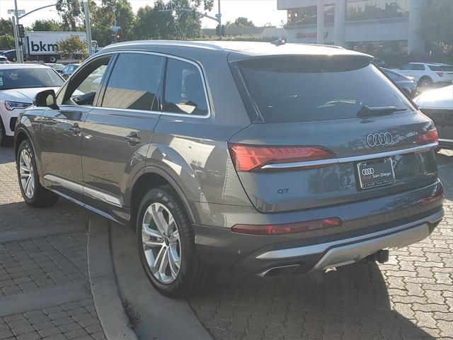 new 2025 Audi Q7 car, priced at $75,800