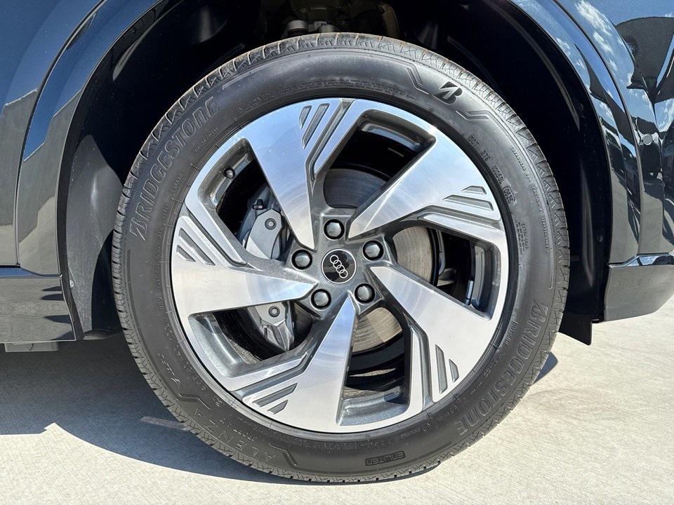 new 2025 Audi Q6 e-tron car, priced at $74,110
