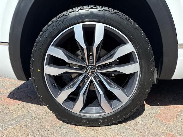 used 2022 Volkswagen Atlas car, priced at $35,995