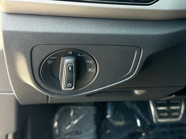 used 2022 Volkswagen Atlas car, priced at $35,995