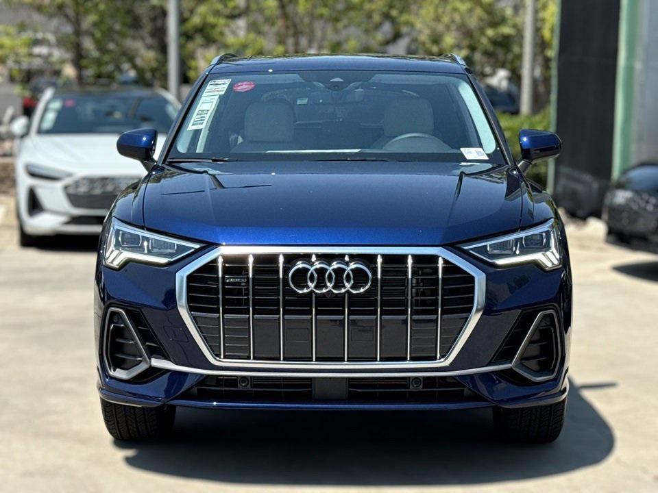 new 2025 Audi Q3 car, priced at $45,265