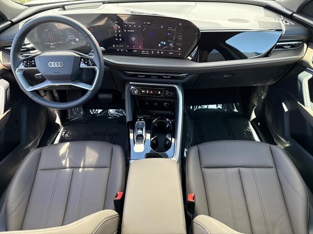 new 2025 Audi Q5 car, priced at $60,290