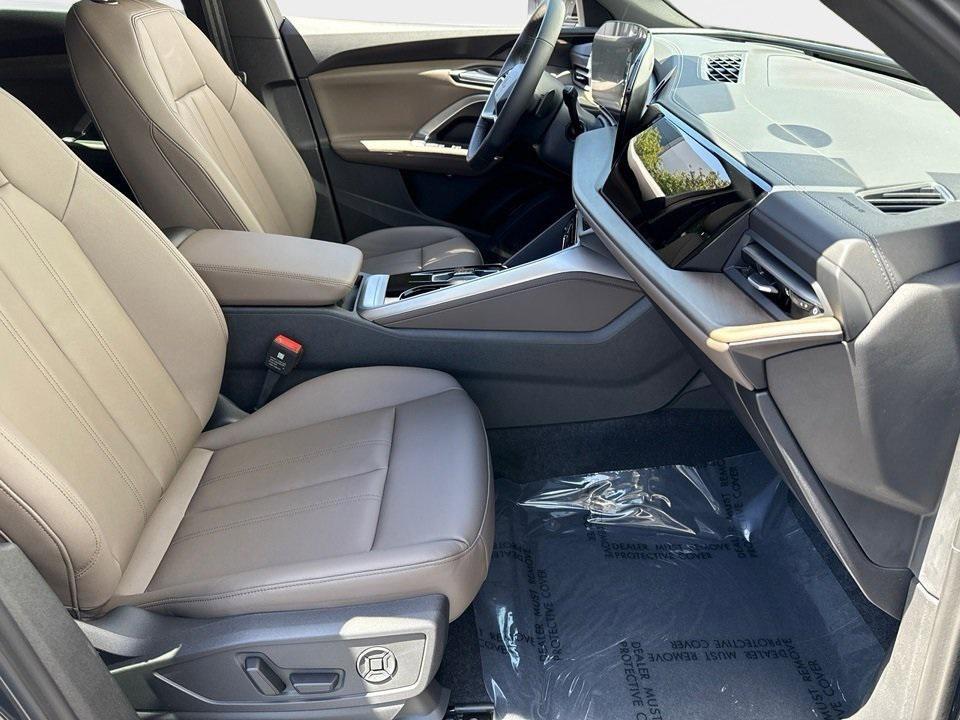 new 2025 Audi Q5 car, priced at $60,290