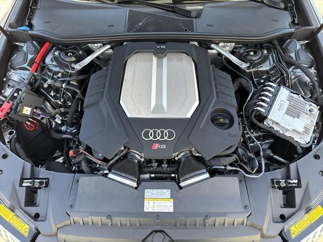 new 2025 Audi RS 6 Avant car, priced at $145,890