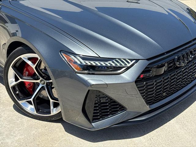 new 2025 Audi RS 6 Avant car, priced at $145,890