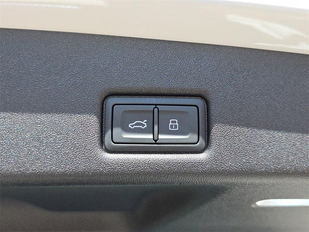 new 2025 Audi Q5 Sportback car, priced at $65,965