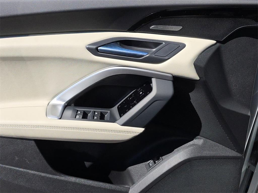 new 2025 Audi Q5 Sportback car, priced at $65,965