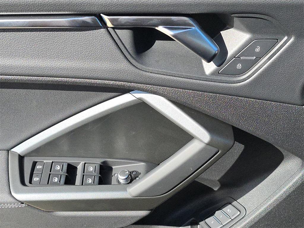 new 2025 Audi Q3 car, priced at $45,975