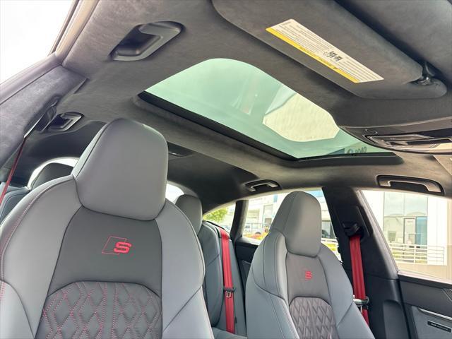 new 2025 Audi S7 car, priced at $110,090